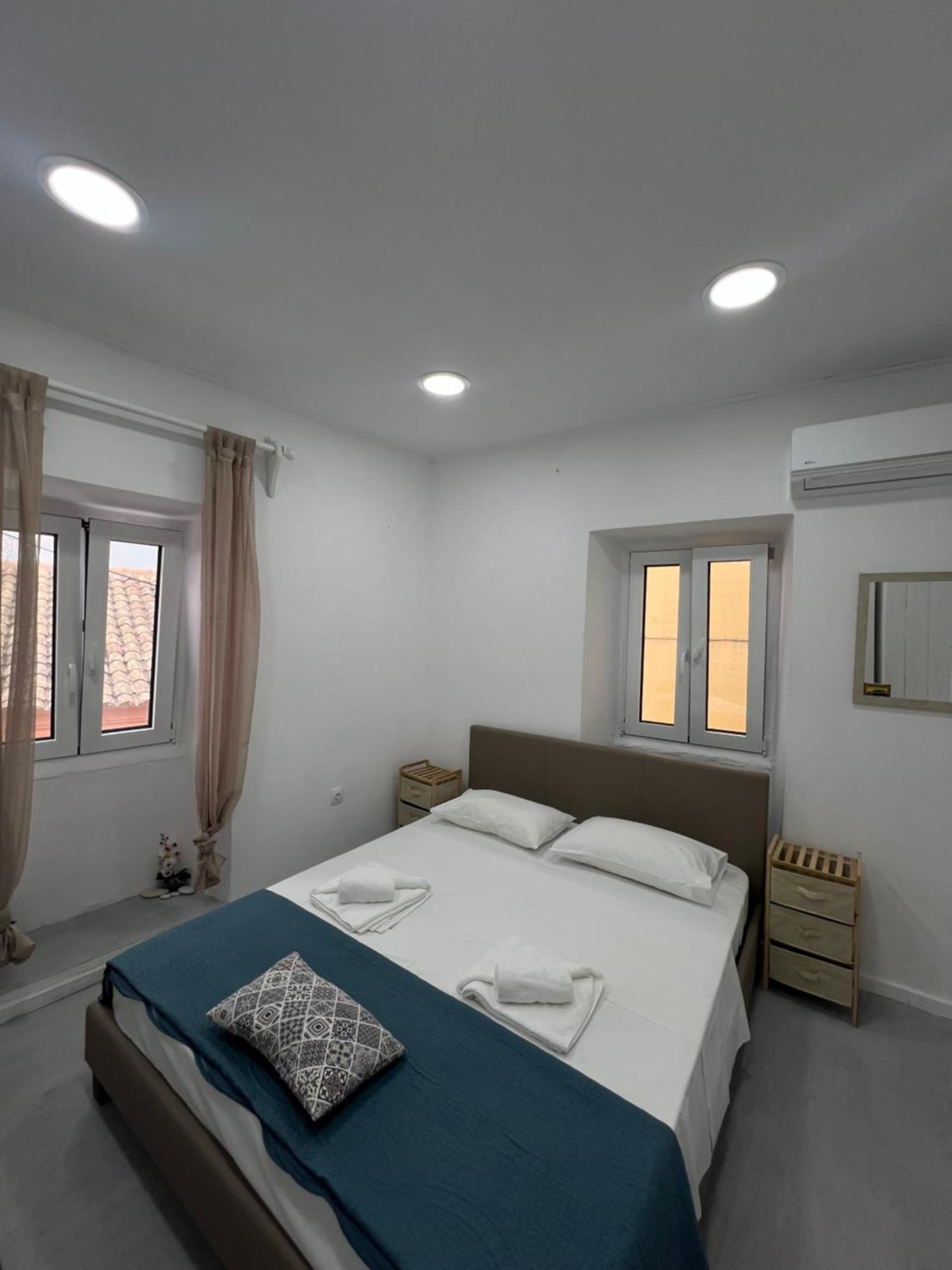 Tolos Budget Rooms Loggos Longós 部屋 写真